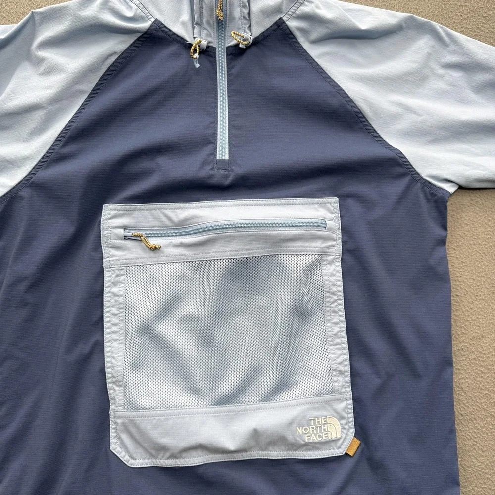 The North Face Jacket Mens Medium Blue Colorblock Hooded 1/4 Zip Windbreaker